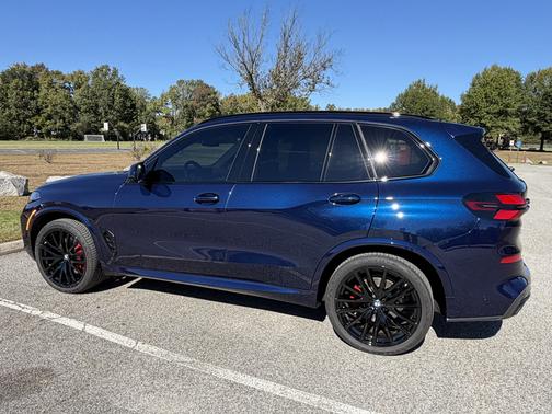 Blue 2026 BMW X5 xDrive40i