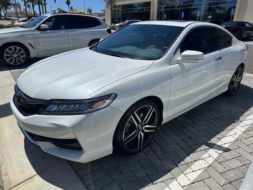 White 2017 Honda Accord Touring