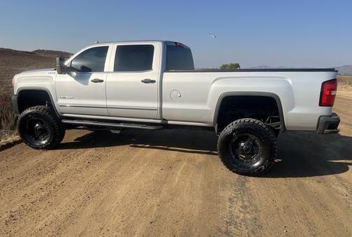 2016 GMC Sierra 2500 SLT