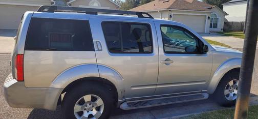 Silver 2011 Nissan Pathfinder S