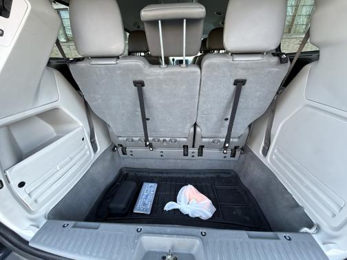 Gray 2011 Volkswagen Routan SE