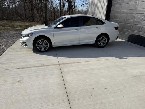 2023 Volkswagen Jetta 1.4T SE