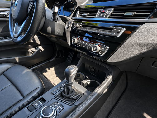 Blue 2019 BMW X1 sDrive28i