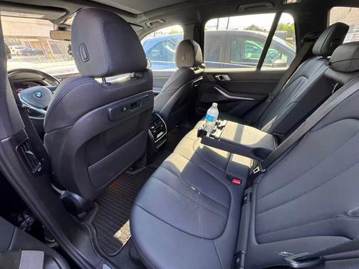 Black 2021 BMW X5 sDrive40i
