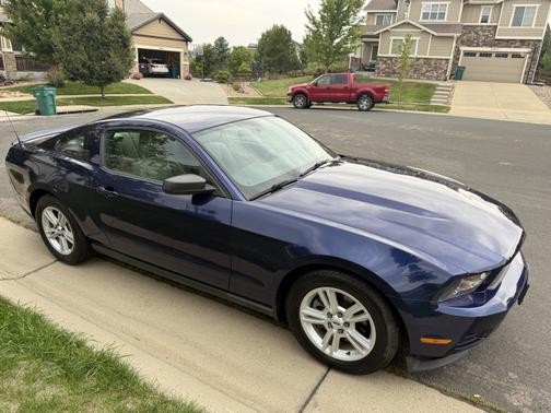 2012 Ford Mustang V6