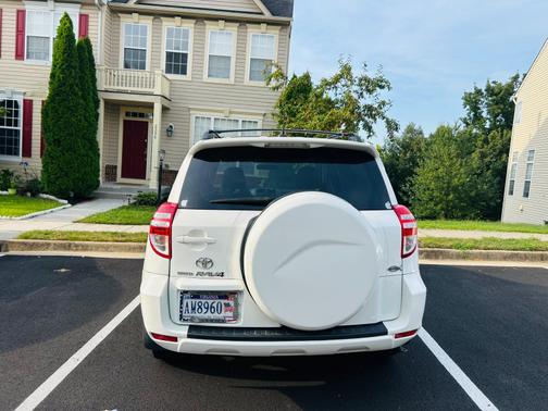 2010 Toyota RAV4 Sport