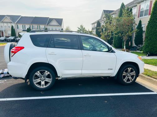 2010 Toyota RAV4 Sport