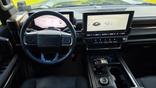 Green 2024 GMC HUMMER EV SUV 3X