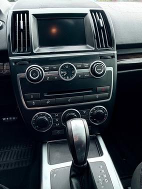 2015 Land Rover LR2 Base