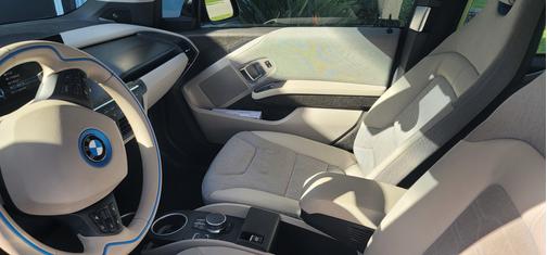 2017 BMW i3 94 Ah w/Range Extender