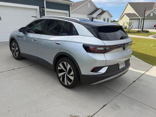 Silver 2021 Volkswagen ID.4 Pro S
