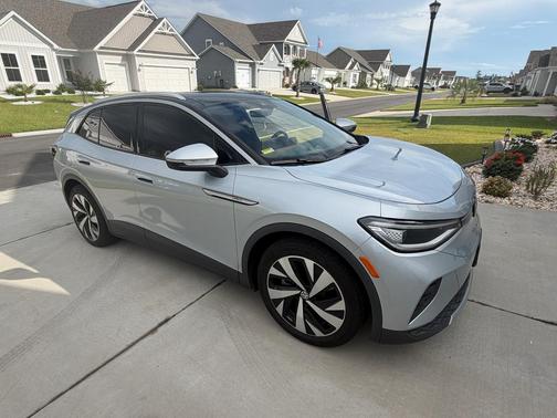 Silver 2021 Volkswagen ID.4 Pro S