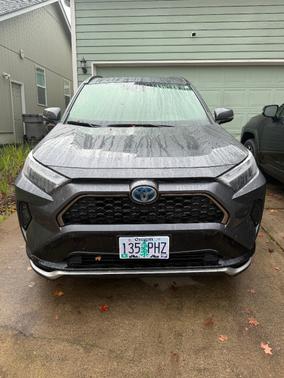 2024 Toyota RAV4 Prime SE