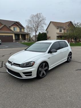 White 2016 Volkswagen Golf R 4-Door