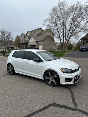 White 2016 Volkswagen Golf R 4-Door