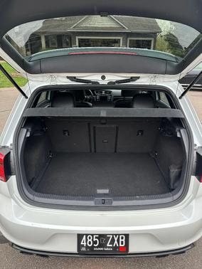 White 2016 Volkswagen Golf R 4-Door