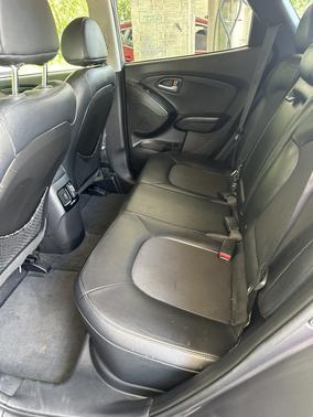 Gray 2015 Hyundai TUCSON SE