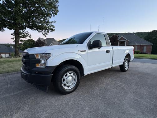 White 2017 Ford F-150 XLT
