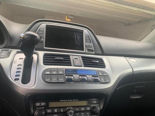 Silver 2010 Honda Odyssey Touring