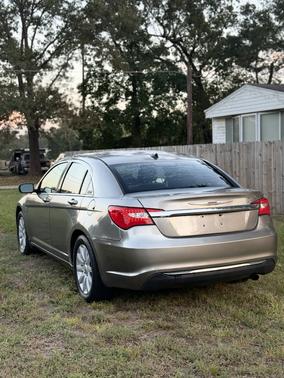 2011 Chrysler 200 Touring