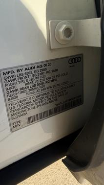 White 2021 Audi Q7 45 Premium Plus