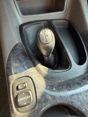 2004 Toyota Sequoia SR5