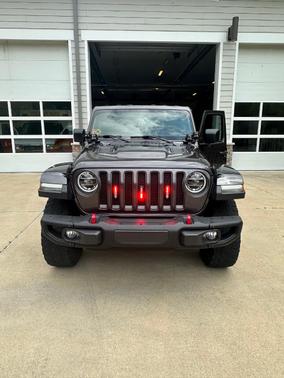 Gray 2018 Jeep Wrangler Unlimited Rubicon