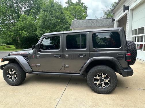 Gray 2018 Jeep Wrangler Unlimited Rubicon