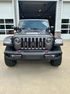 Gray 2018 Jeep Wrangler Unlimited Rubicon