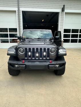 Gray 2018 Jeep Wrangler Unlimited Rubicon