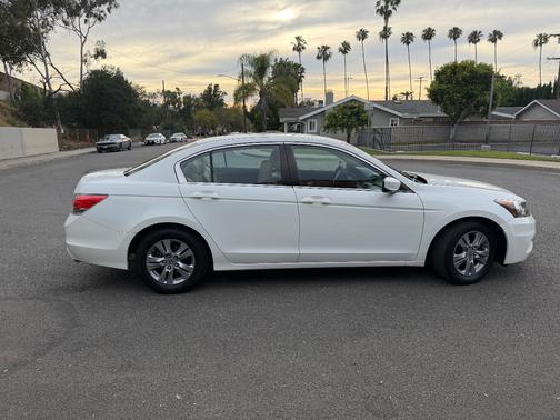 White 2011 Honda Accord LX