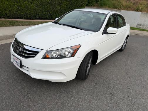 White 2011 Honda Accord LX