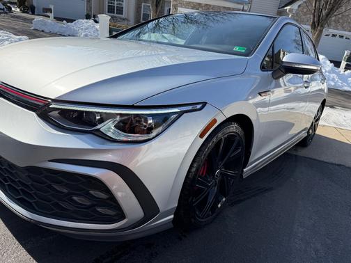 2023 Volkswagen Golf GTI 2.0T SE