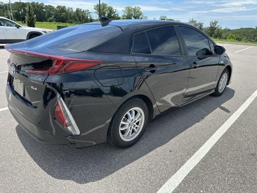 2021 Toyota Prius Prime XLE