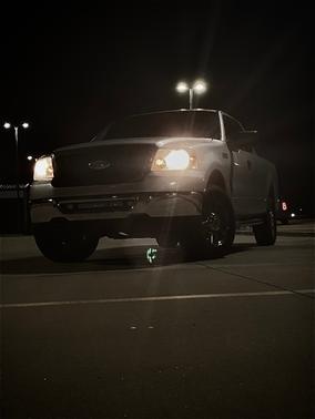 Silver 2006 Ford F-150 XLT SuperCab