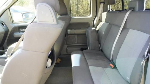 Silver 2006 Ford F-150 XLT SuperCab