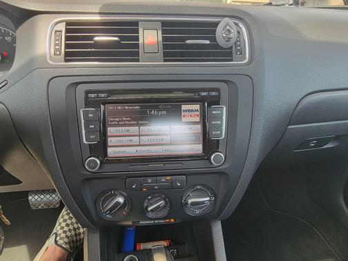 Black 2012 Volkswagen Jetta SE