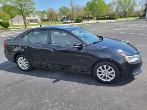 Black 2012 Volkswagen Jetta SE