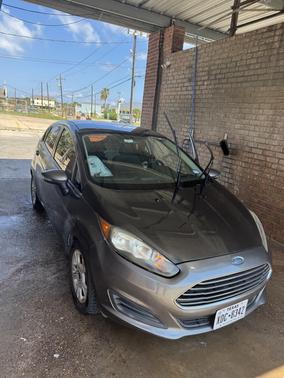 2014 Ford Fiesta SE