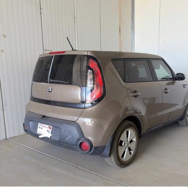 Beige 2014 Kia Soul Base