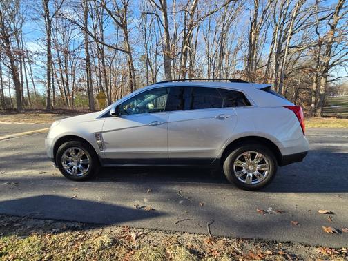 2011 Cadillac SRX Base