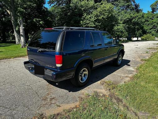 Blue 2002 Chevrolet Blazer LS