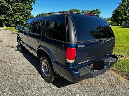 Blue 2002 Chevrolet Blazer LS