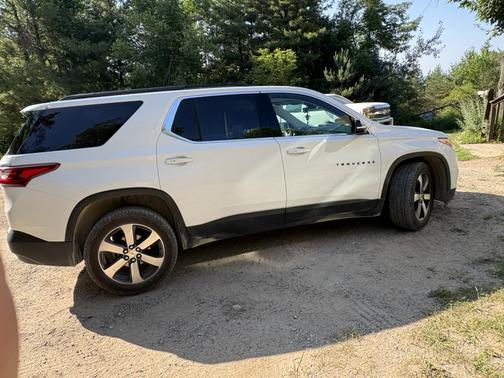 White 2020 Chevrolet Traverse LT Leather