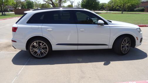2019 Audi Q7 55 Prestige