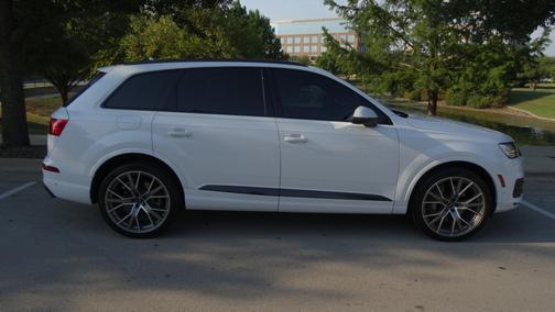 2019 Audi Q7 55 Prestige