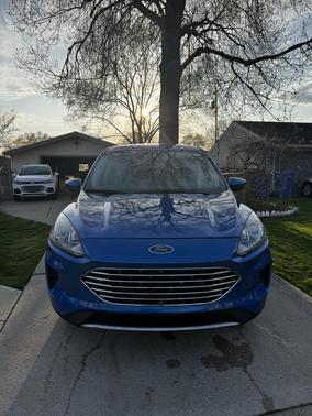 2020 Ford Escape SE