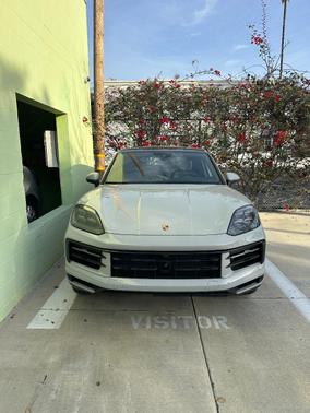 2025 Porsche Cayenne Cayenne