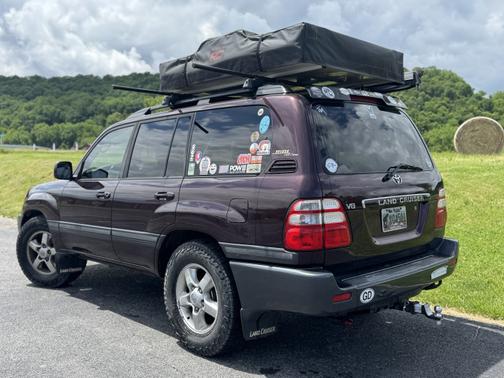 2005 Toyota Land Cruiser Base