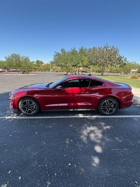 2020 Ford Mustang EcoBoost